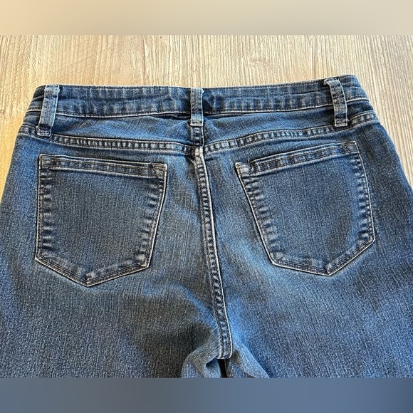 Riders Lee Mid Rise Bermuda Jean Shorts Size 6 Medium Blue Denim Midi Modest EUC - Picture 4 of 11